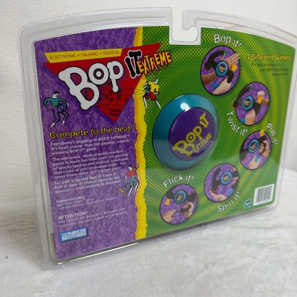 New in Box Vintage Bop It Extreme Handheld Electronic Game Original Toy 1999